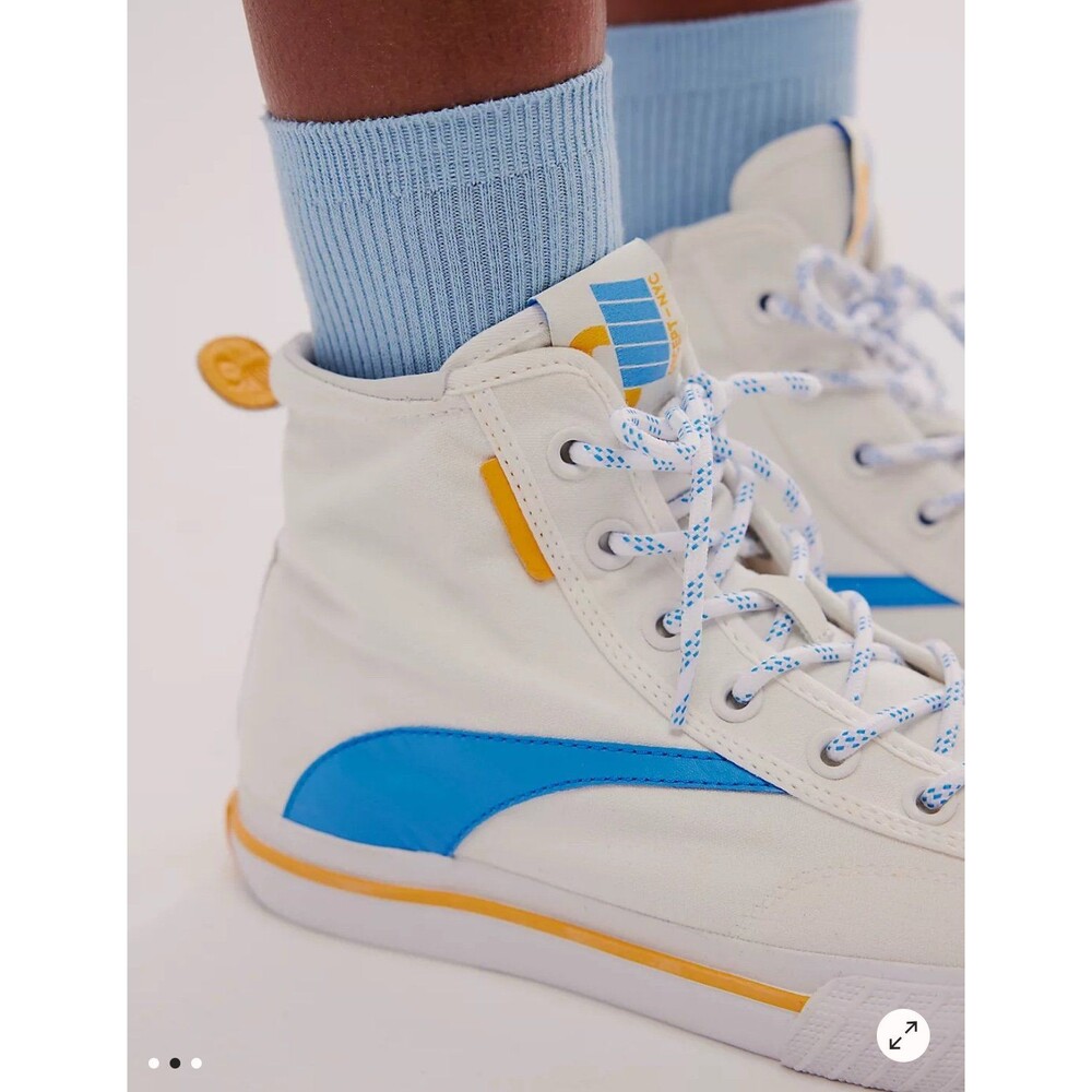 ONCEPT Bogota New with box size 7.5